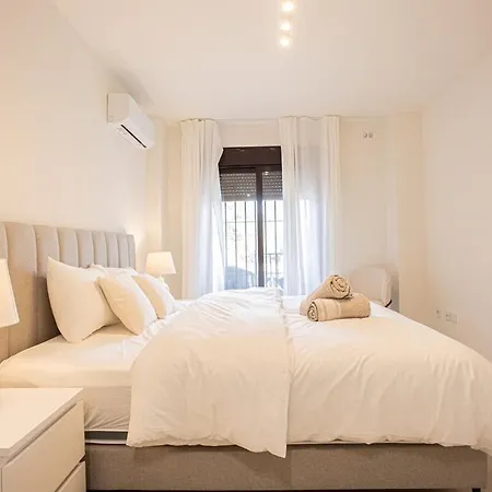 Beautiful La Maestranza Close To Rdr515 Appartement Marbella