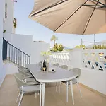 Beautiful La Maestranza Close To Rdr515 Апартаменты