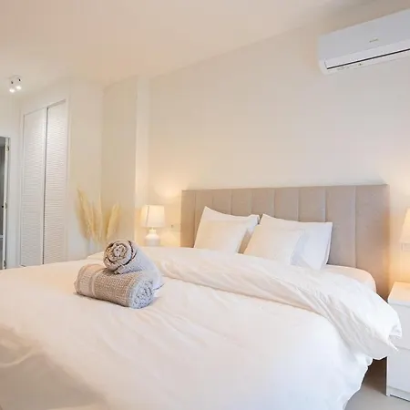 Apartment Beautiful La Maestranza Close To Rdr515 Marbella