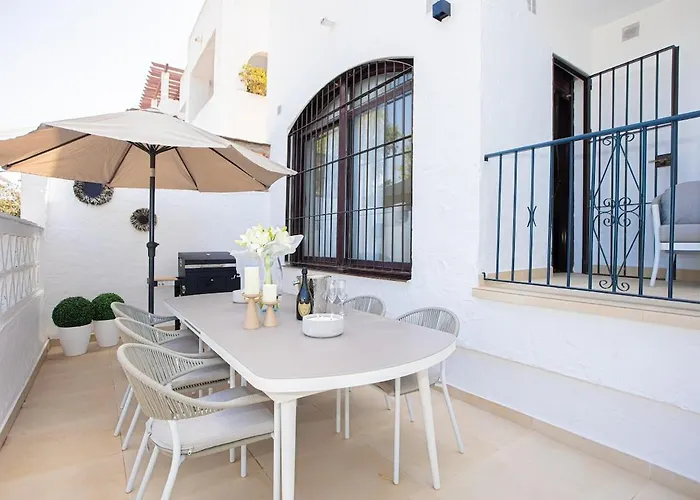 Beautiful La Maestranza Close To Rdr515 Apartment *