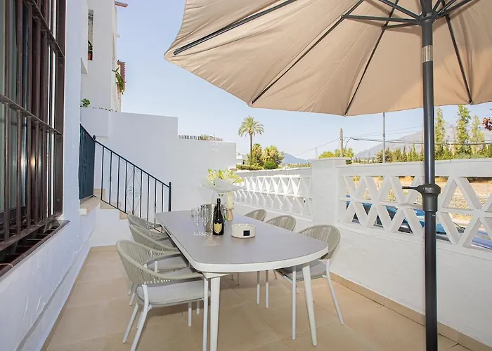 Beautiful La Maestranza Close To Rdr515 Apartment