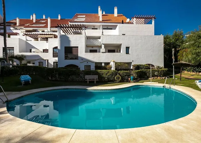 Beautiful La Maestranza Close To Rdr515 Apartment Marbella